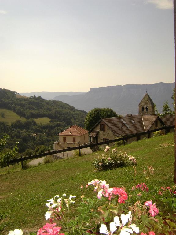 Gite Le Cerf De Belledonne Sainte-Agnès Εξωτερικό φωτογραφία